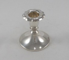 *RAR* Eleganter Kerzenhalter