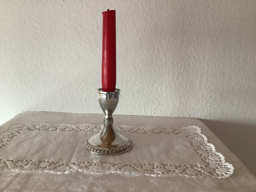 Eine flammiger leuchter - eine,
