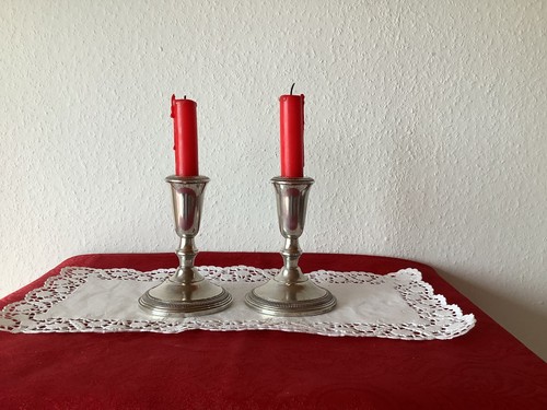 Ein paar flammig leuchter - ein,